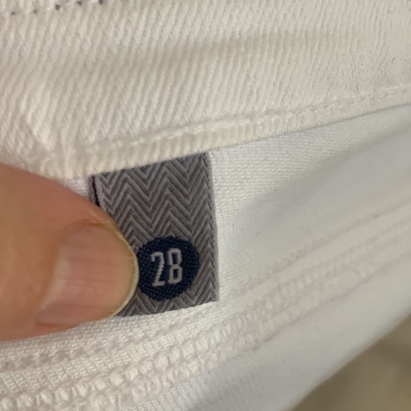 Citizens of Humanity, Aveden Ankle Jeans: White - Picture 3 of 11